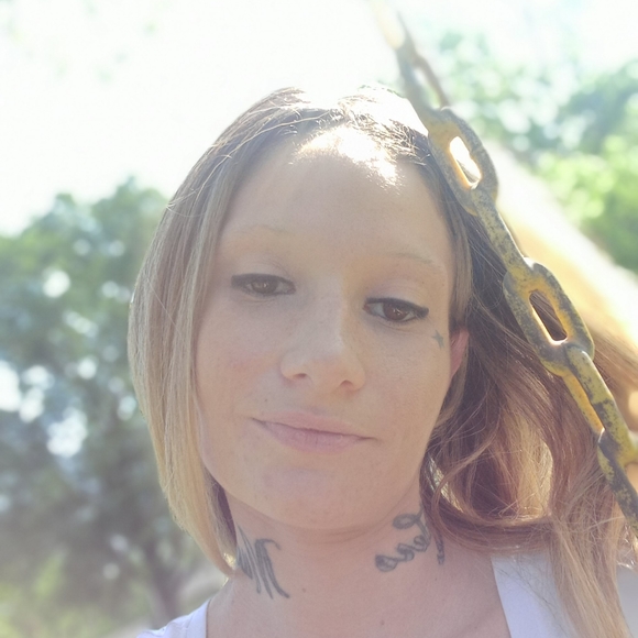 Meet your Posher, Revio - Picture 4 of 4